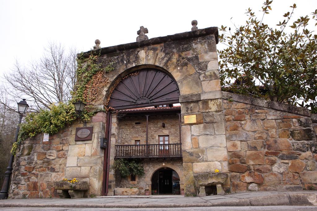 Posada La Torre De La Quintana Liendo Exterior foto